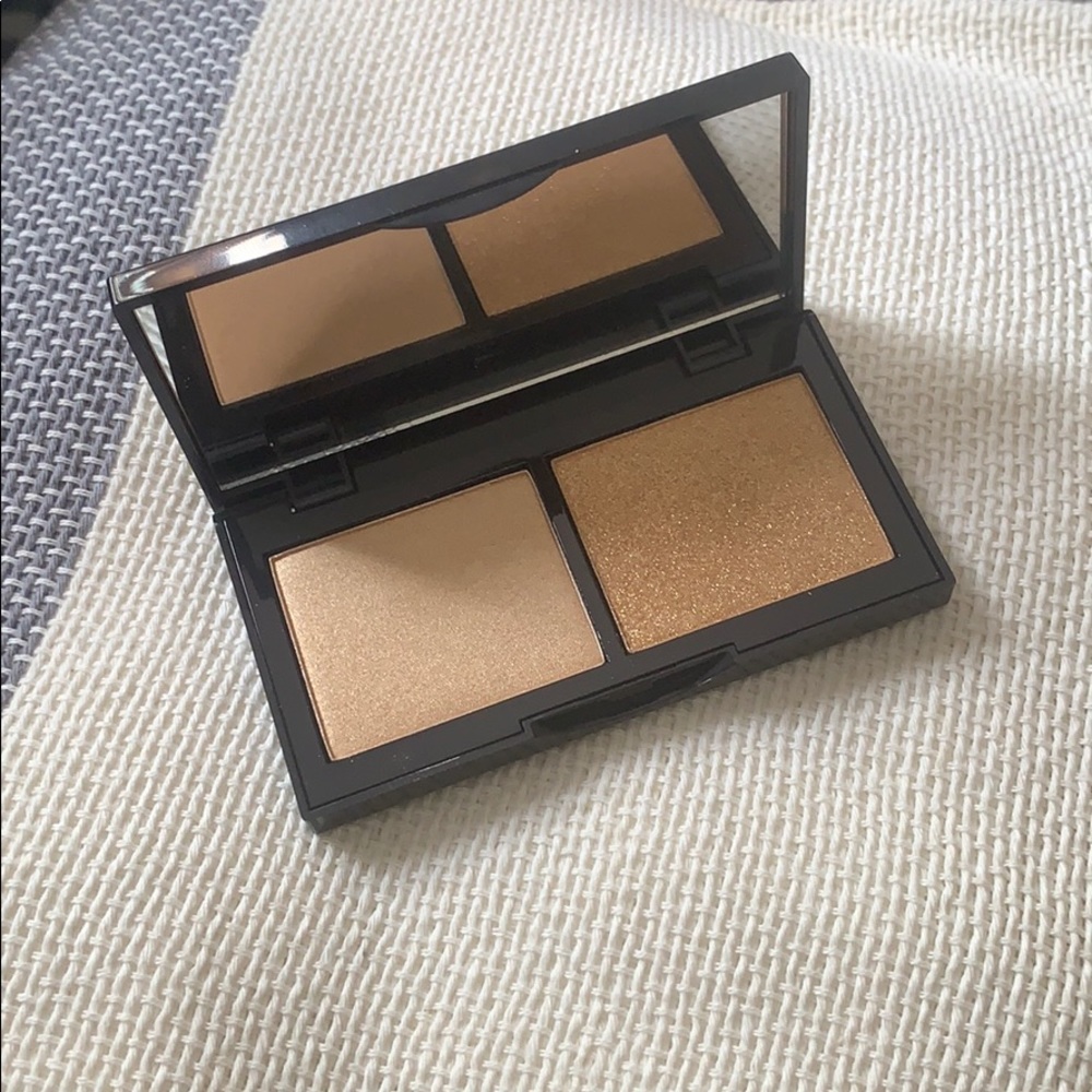 Laura Geller Illuminator Duo Heart of Gold